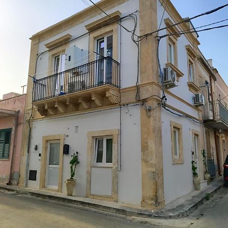 Kalsa'S House Noto Villa Exterior photo