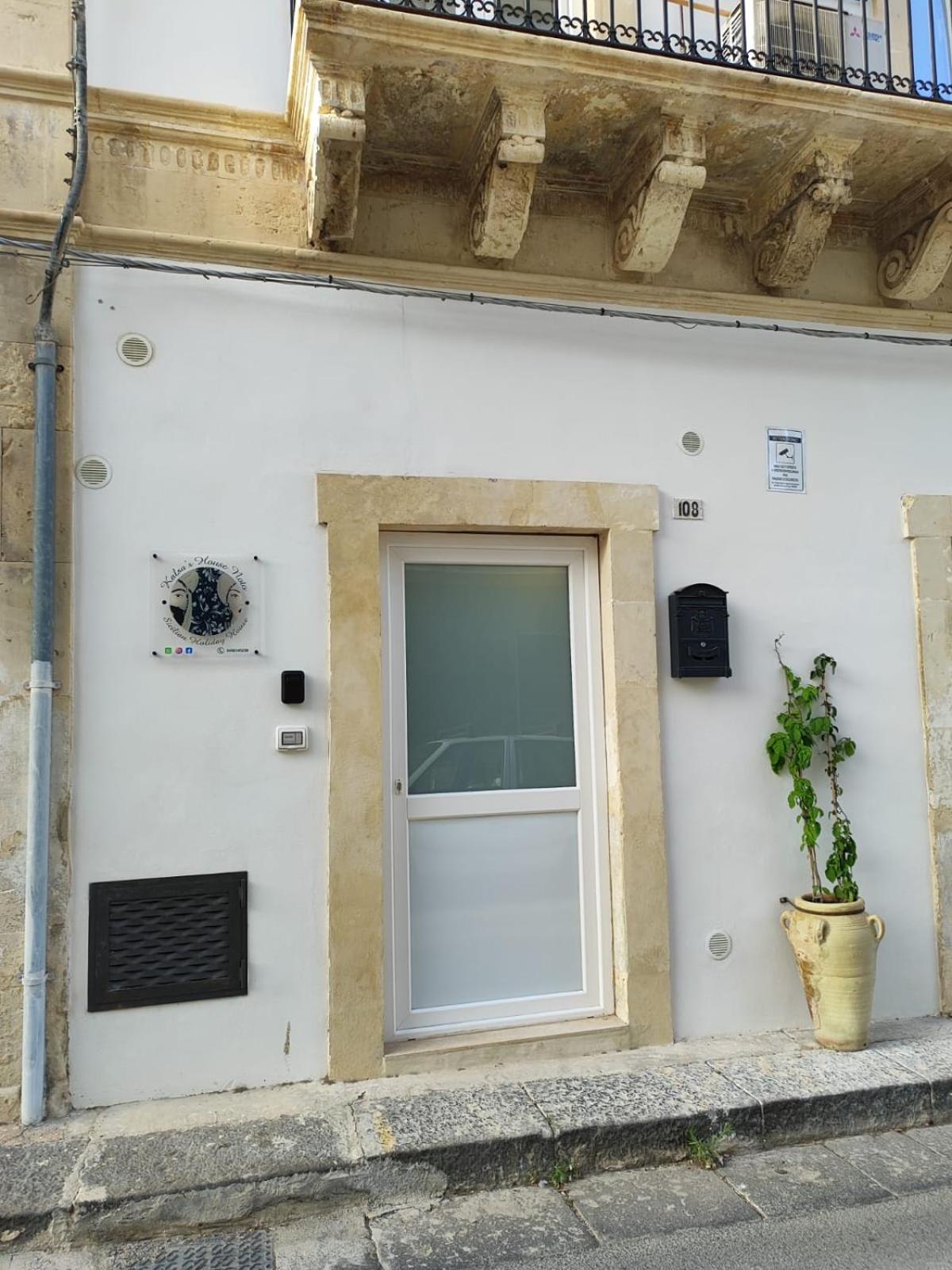 Kalsa'S House Noto Villa Exterior photo